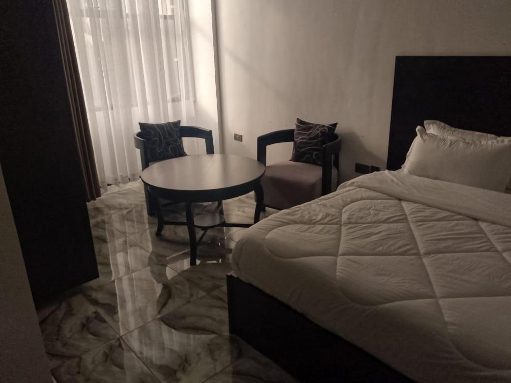 Water Pavilion Hotel Keroka Экстерьер фото