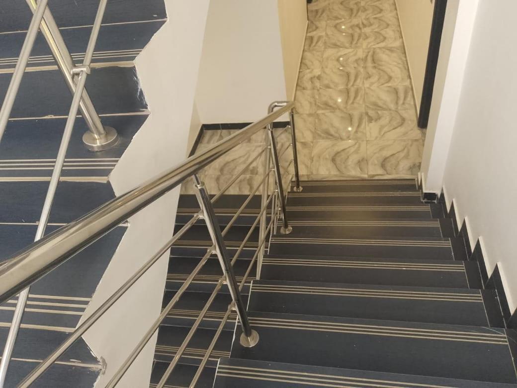 Water Pavilion Hotel Keroka Экстерьер фото