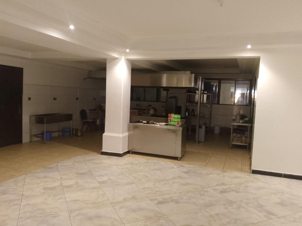 Water Pavilion Hotel Keroka Экстерьер фото