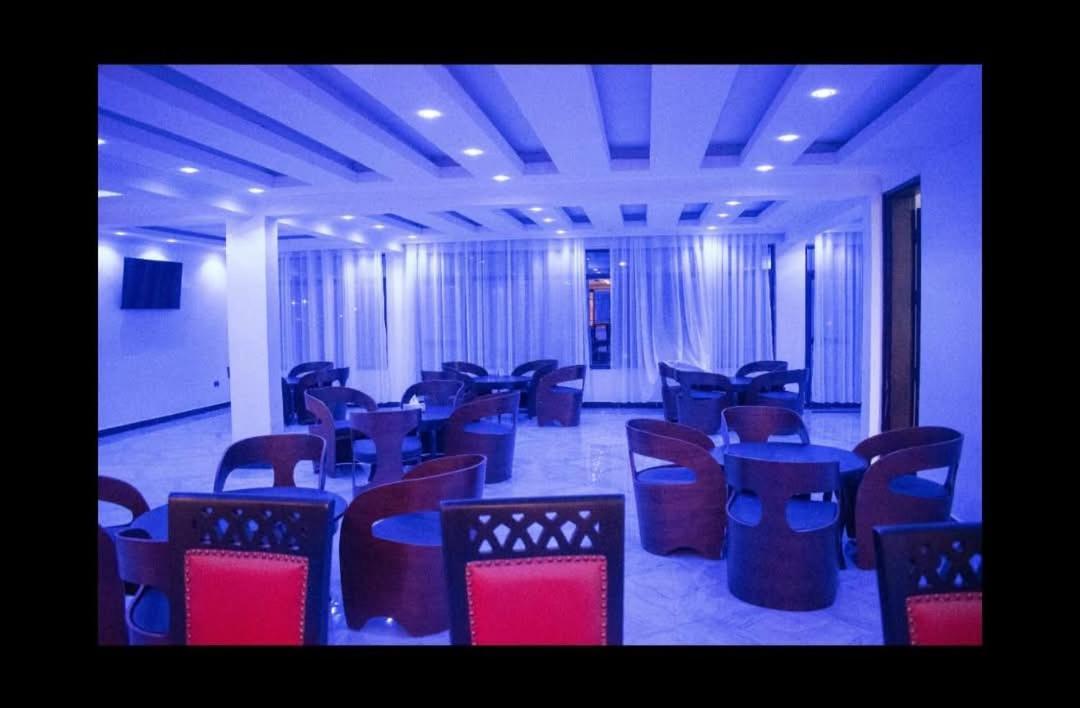 Water Pavilion Hotel Keroka Экстерьер фото